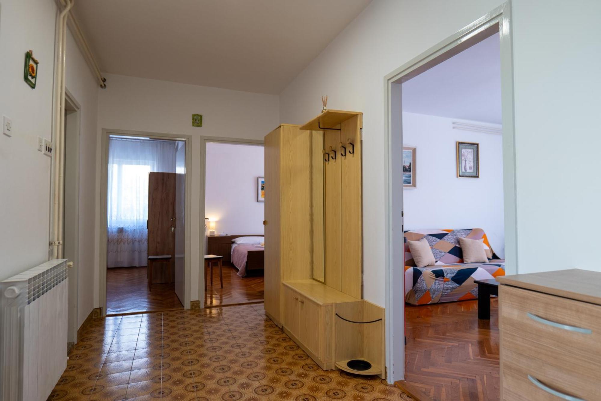 Irena's Place A2 Apartment *