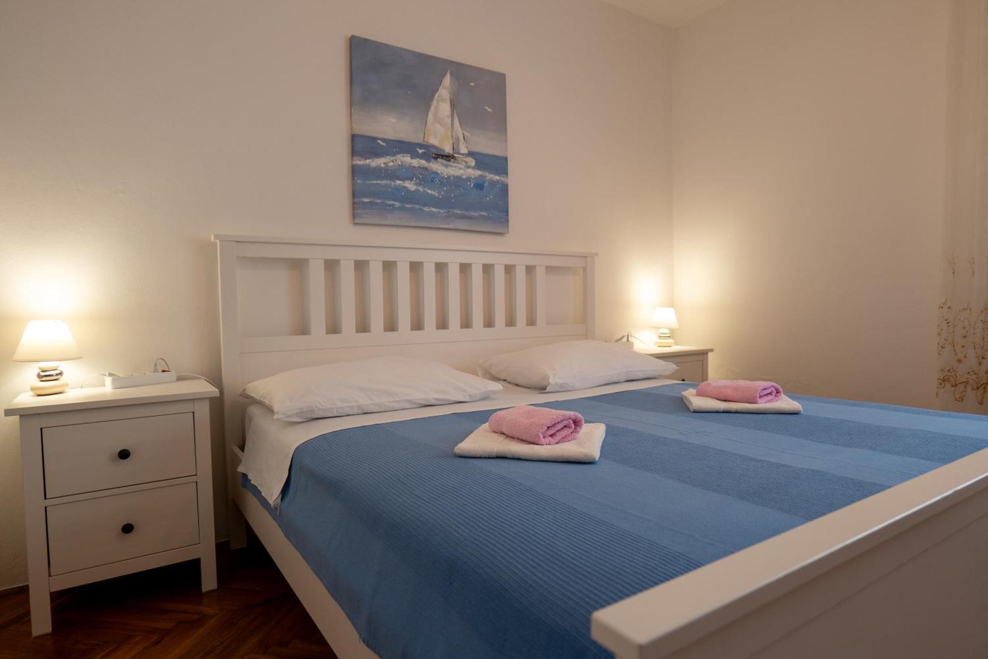 Apartment Irena's Place A2
