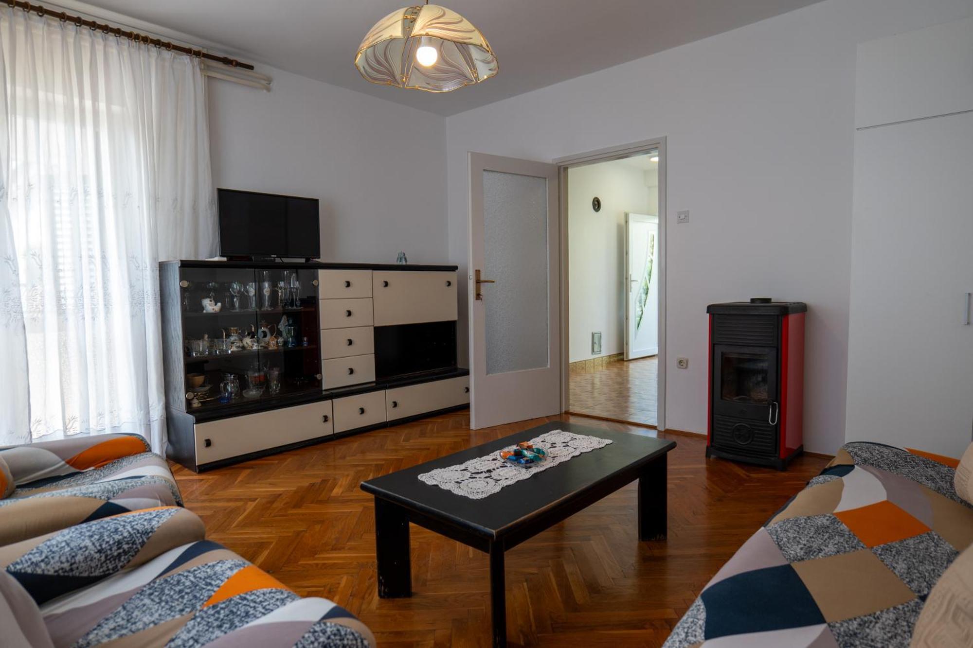 Irena's Place A2 Apartment *