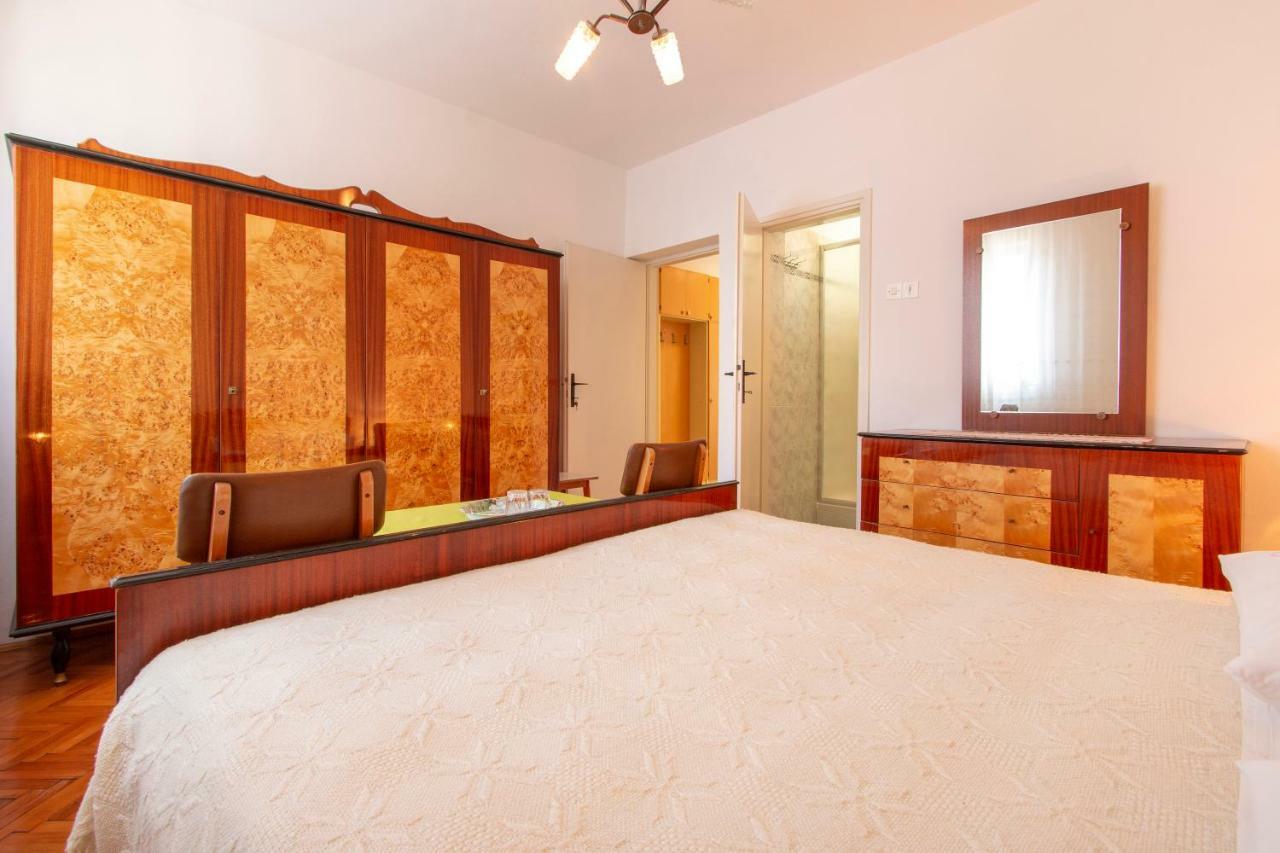 Irena's Place A2 Apartment