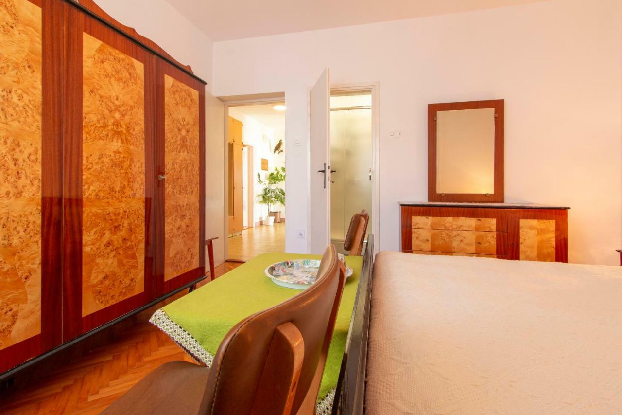 Irena's Place A2 Apartment *