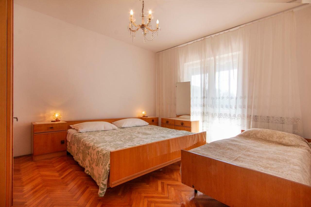 Irena's Place A2 *